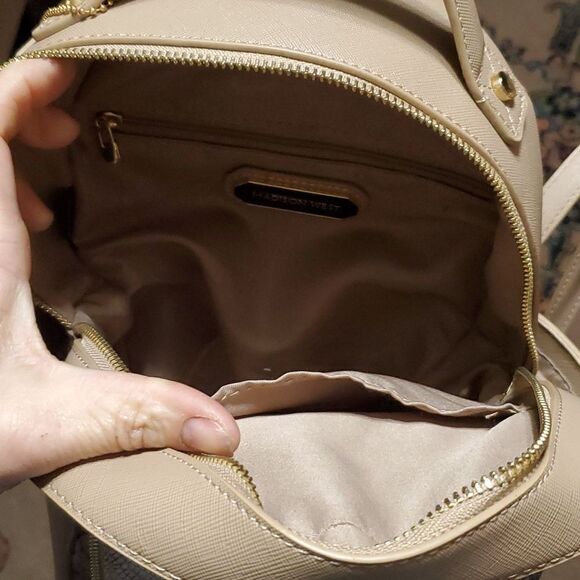 TRENDY oyster pinkish snakeskin PUFFER VEGAN MINI BACKPACK - Picture 8 of 11